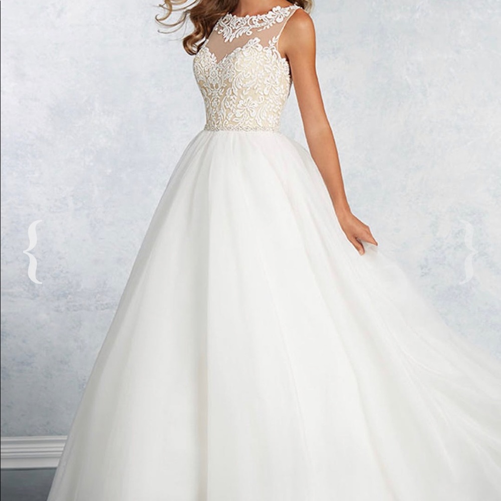 Alfred Angelo Signature Collection 2017